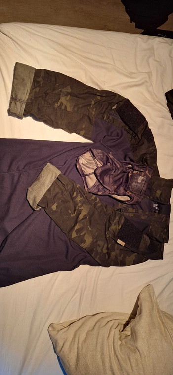 Bild 2 für HELIKON TEX MCDU COMBAT SHIRT 2XL + CYGNUS FULL FACE MASK - MULTICAM BLACK