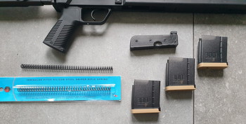 Imagen 3 de Archwick &T SPR-300 Blackout Airsoft + 4 mags + scope