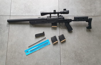 Afbeelding 9 van Archwick &T SPR-300 Blackout Airsoft + 4 mags + scope