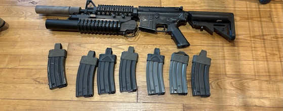 Image pour M4 CQB met ICS grenadelauncher