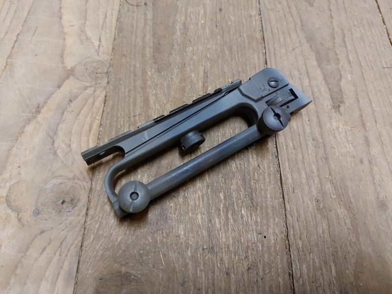 Image 1 pour M4 carry handle met picatinny rail