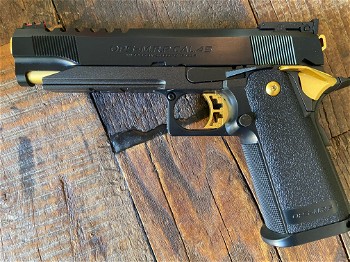 Image 2 for Hi capa gold match + extended mag + holster