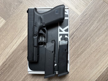 Afbeelding 2 van Umarex Glock 17 gen 5