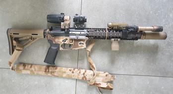 Afbeelding 2 van Tokyo Marui mk18 gbbr. pakket met glock , alles op de foto