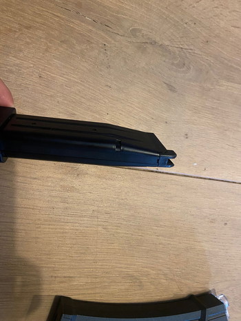 Bild 4 für Hi-Capa MP5 adapter + 3 mags