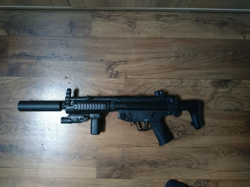 Image 1 for custom mp5 volledig geupgrade