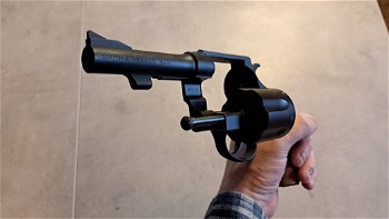Afbeelding 5 van Tanaka Smith & Wesson M1917 .455 4inch Custom Heavy Weight Gas Revolver 12 bbs in de cilinder