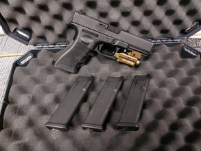 Imagen para GHK Glock 17 + Baldr Mini + holster