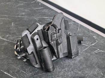 Afbeelding 2 van BlackHawk Sepra L2 Tactical Holster met magazijnhouder