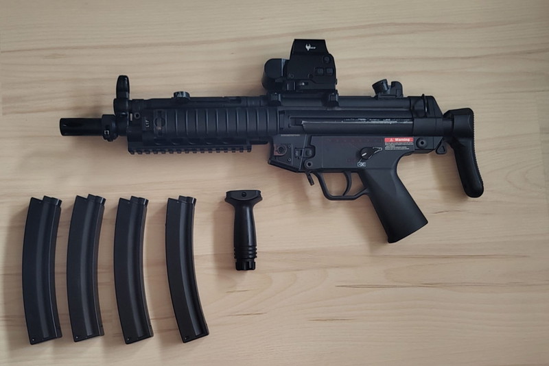 Imagen 1 de Golden Eagle MP 5 set 0,5 joule