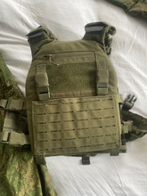 Image pour Olive green plate carrier