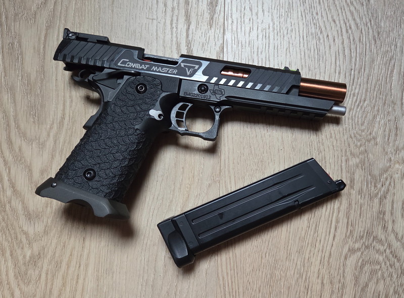 Bild 1 für EMG Armorer Works Combat Master 2011 GBB ( Steel version )