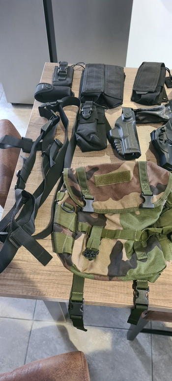 Image 4 for Divers poches tactiques et accesoires airsoft