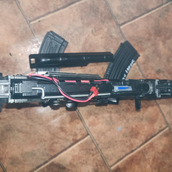 Afbeelding 2 van Specna arm's Ak 74 programmable batterie cadeau