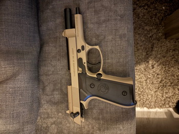 Image 2 for Baretta m9 van ics tan kleur