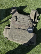 Image pour Nieuwe Plate Carrier met Foam Platen Modular Vest