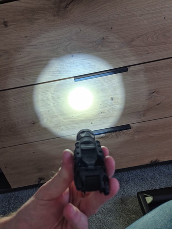 Image 4 pour Surefire X300 Vampire Repro Flashlight