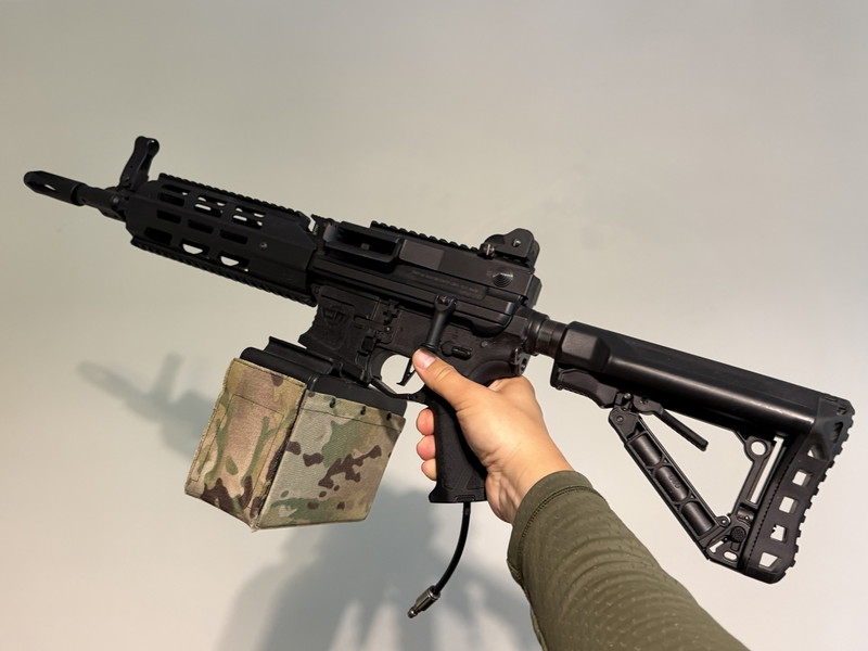 Imagen 1 de CM16 LMG G&G with F2 polarstar in it (ULTRA LIGHT WEIGHT)