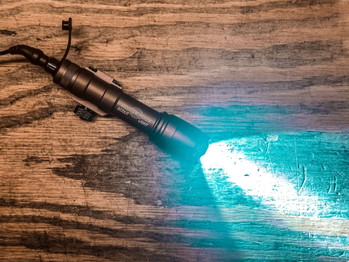 Image 3 for SureFire Scout Light (FDE)