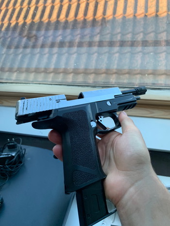 Bild 5 für GBB WE P226 Virus Resident Evil editie