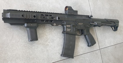 Imagen para ARP 556 met G&P CQB SAI handguard en hawke red dot