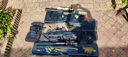 Afbeelding van Volledig gear. Dmr, sniper, m4 en side arm en met toebehoren