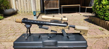 Afbeelding 3 van Volledig gear. Dmr, sniper, m4 en side arm en met toebehoren