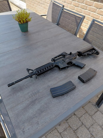 Imagen 2 de ICS Colt M4A1, full metal, splitgearbox
