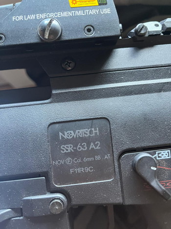 Afbeelding 2 van Novritsch SSR63 A2+6xMagazine+Supressor+Holo