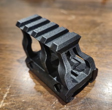 Afbeelding van Riser 30mm Nieuw