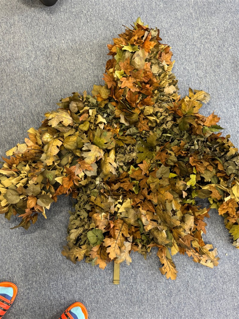 Afbeelding 1 van Unique leaves ghillie