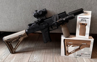 Image for Magpul CTR Carbine Stock FDE + MOE RVG FDE