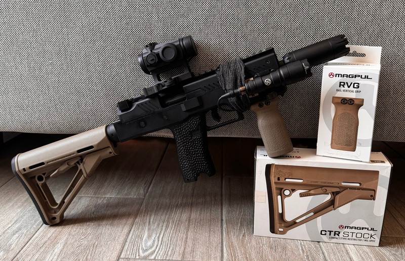 Afbeelding 1 van Magpul CTR Carbine Stock FDE + MOE RVG FDE