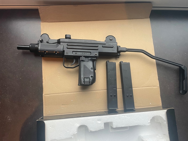 Afbeelding 1 van Kwc Uzi