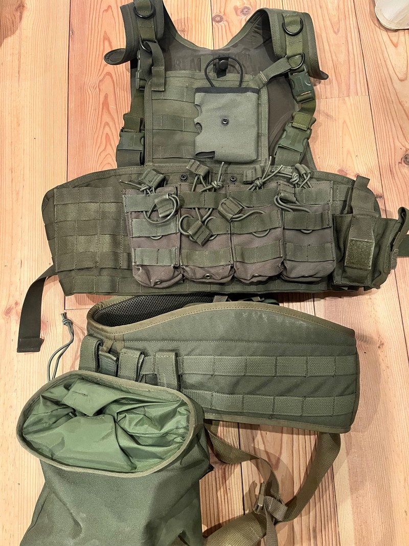 Bild 1 für Tactical vest met belt en nog extra pouches