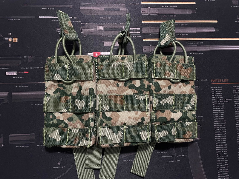 Imagen 1 de Triple Molle Open Mag Pouch m4 - NFP