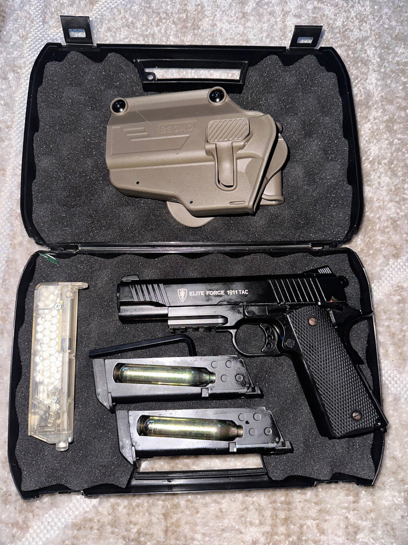 Afbeelding 1 van Elite Force 1911 Tac CO2 Blowback