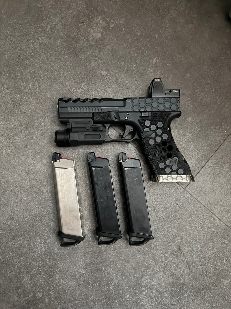 Bild 1 für Aw Glock + 3 mags