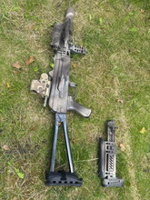Image for E&L AK 74U met suppressor en magazijnen