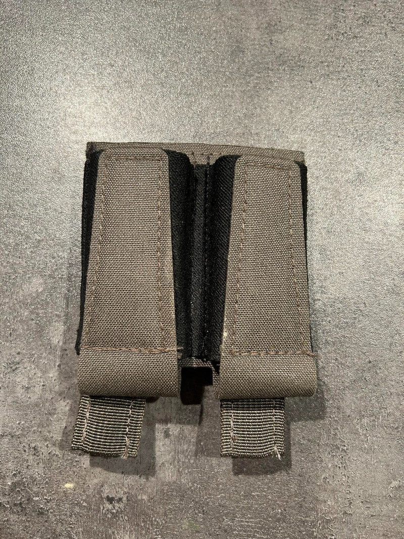 Afbeelding 1 van GENUINE GBRS GROUP double pistol pouch (RG)