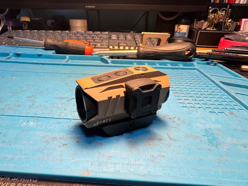 Image 1 for Force Red Dot Tan