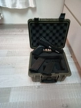 Bild für Tokyo Marui five-seven met 2 Lekvrije nieuwe magazijnen