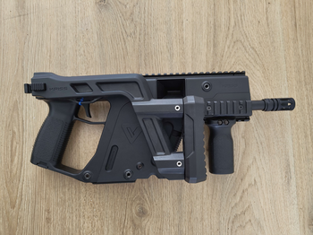 Image 4 for Kriss Vector + Mags  Kektor submachinegun