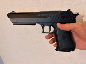 Bild 4 für Cyma Desert Eagle CM 121 AEP Mosfet + Komplett Set neuwertig NP 300 Euro