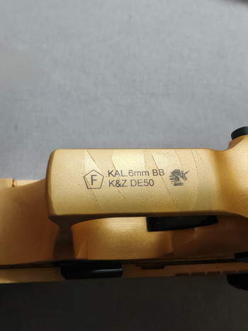 Image 5 for Cybergun Desert Eagle Gold Tiger Stripe Edition full metal GBB