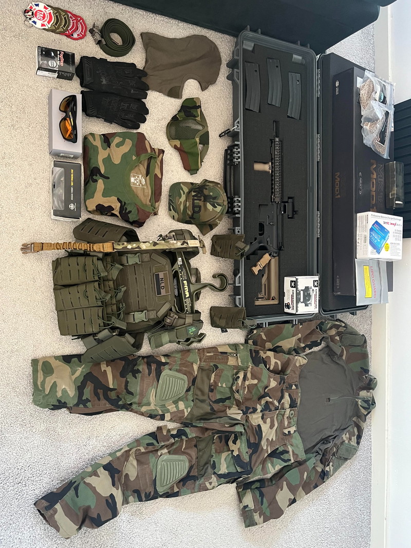 Image 1 for Complete Airsoft Set incl. Tokyo Marui MK18 Mod1 AEG