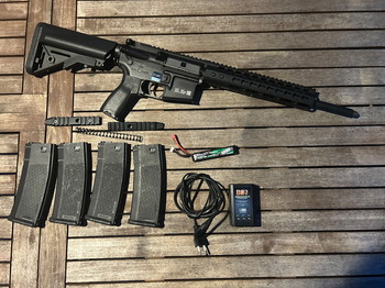 Bild 2 für M4 SPECNA ARMS UPGRADE TITAN GATE FULL MÉTAL