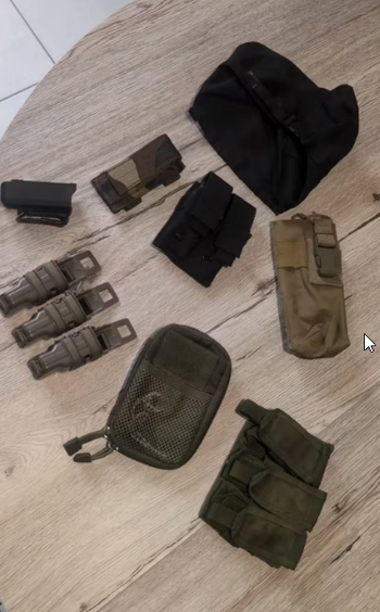Imagen 3 de Airsoft, Medic pouch, poche chargeur, poche grenades, poche radio...