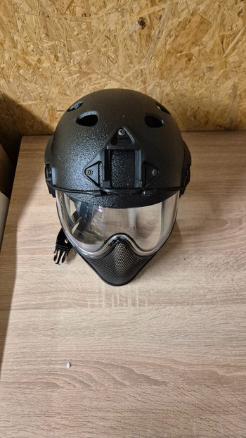Image 2 pour WARQ airsoft helmet BLACK