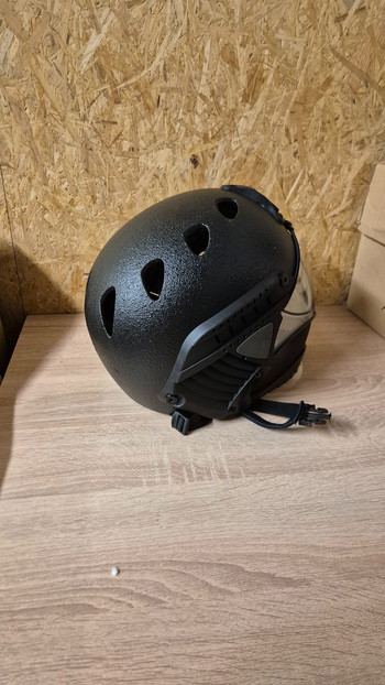 Image 3 pour WARQ airsoft helmet BLACK
